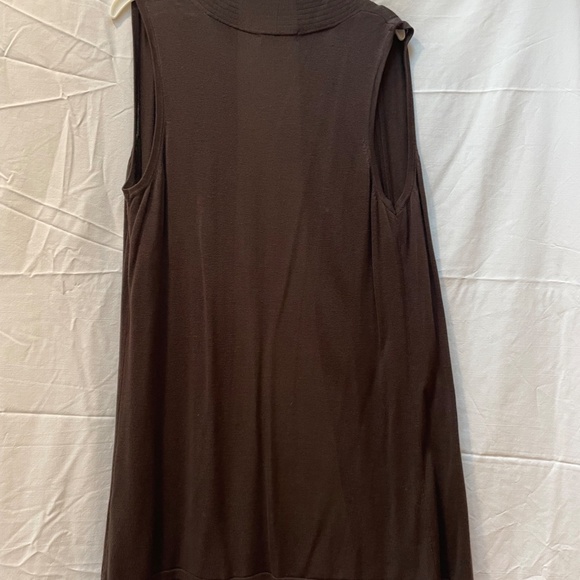 Dressbarn, long sleepless sweater vest, size Large. - Picture 4 of 4